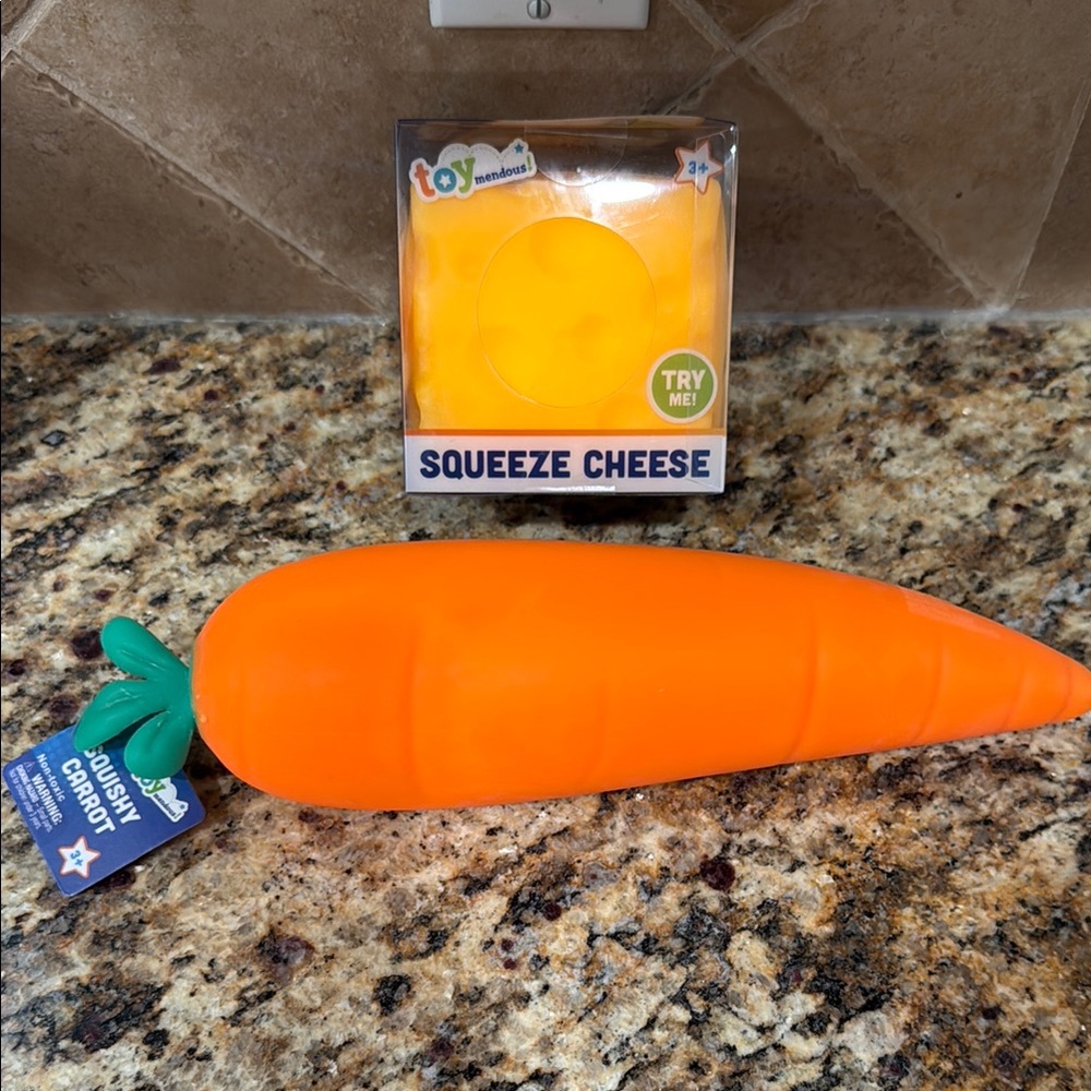 Squishy Carrot and Squeeze Cheese - Fun Squeeze